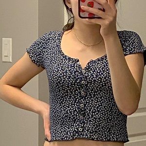 Brandy Melville navy ruffle zelly